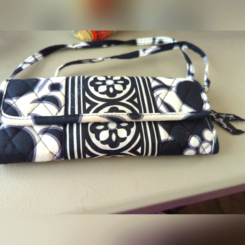 Vera Bradley Women Crossbody Handbag Wallet  Purse